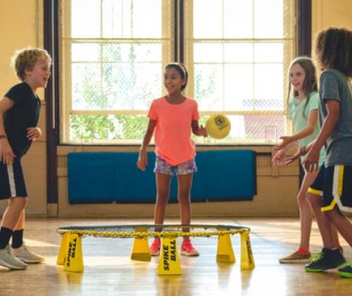 10 Ambities voor sterke sociale praktijken in de buitenschoolse opvang en activiteiten